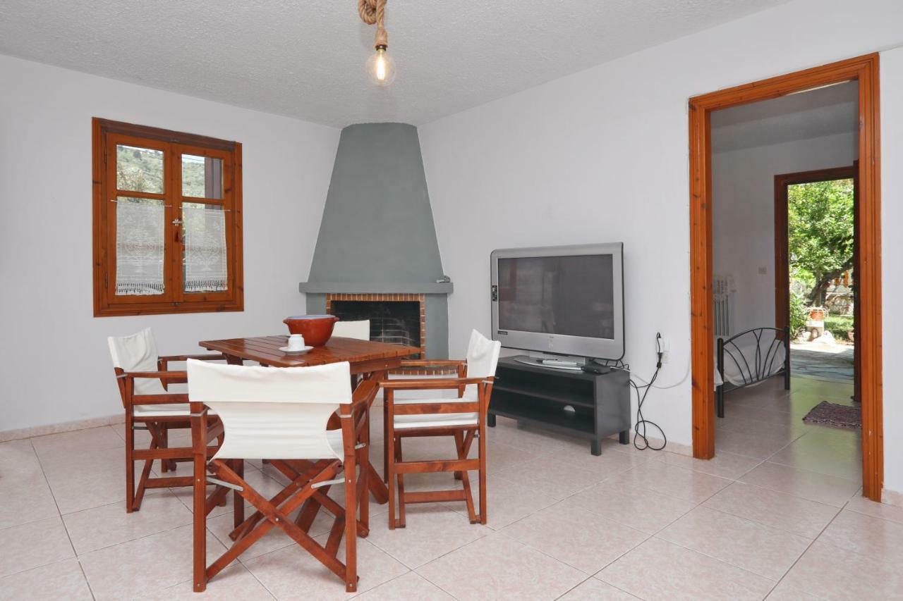 Marlitsis Apartments & Studios Skopelos Town Exterior photo