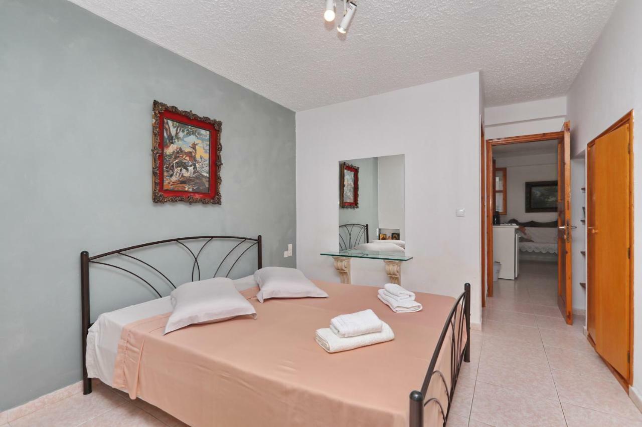 Marlitsis Apartments & Studios Skopelos Town Exterior photo